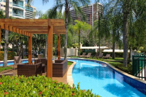 Barra da Tijuca -508 - de Frente para Piscina - Estacionamento Gratuito - Academia - Balsa para Praia Grátis - Microondas - Geladeira Grande - Cafeteira - Recepção 24horas - Wi-Fi - Com Pia